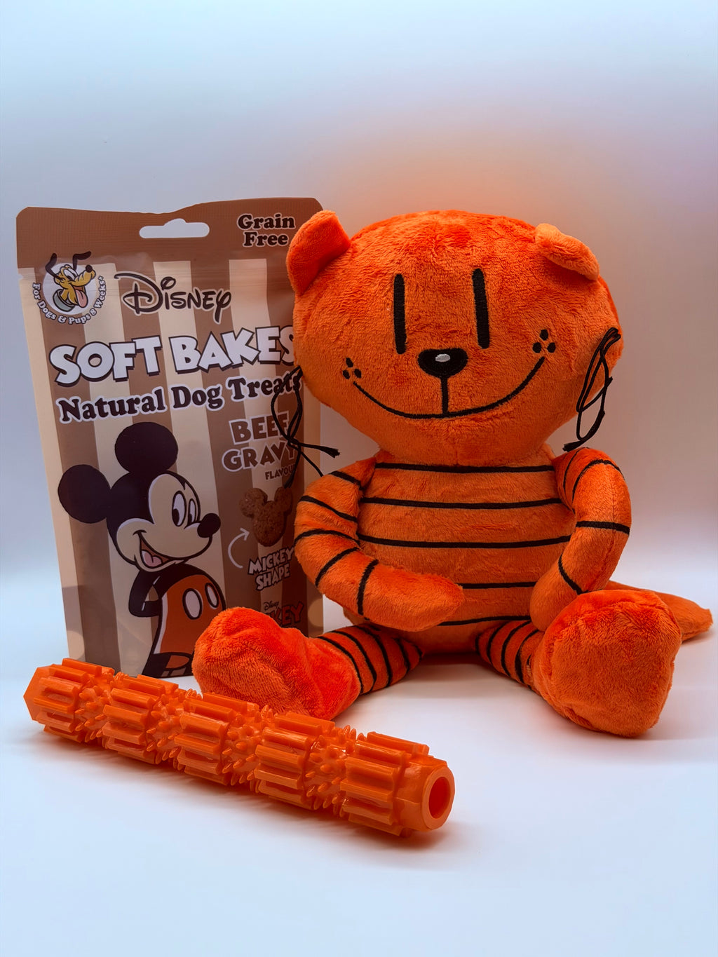 Dog personalised birthday box with treats, soft toy and dog chew