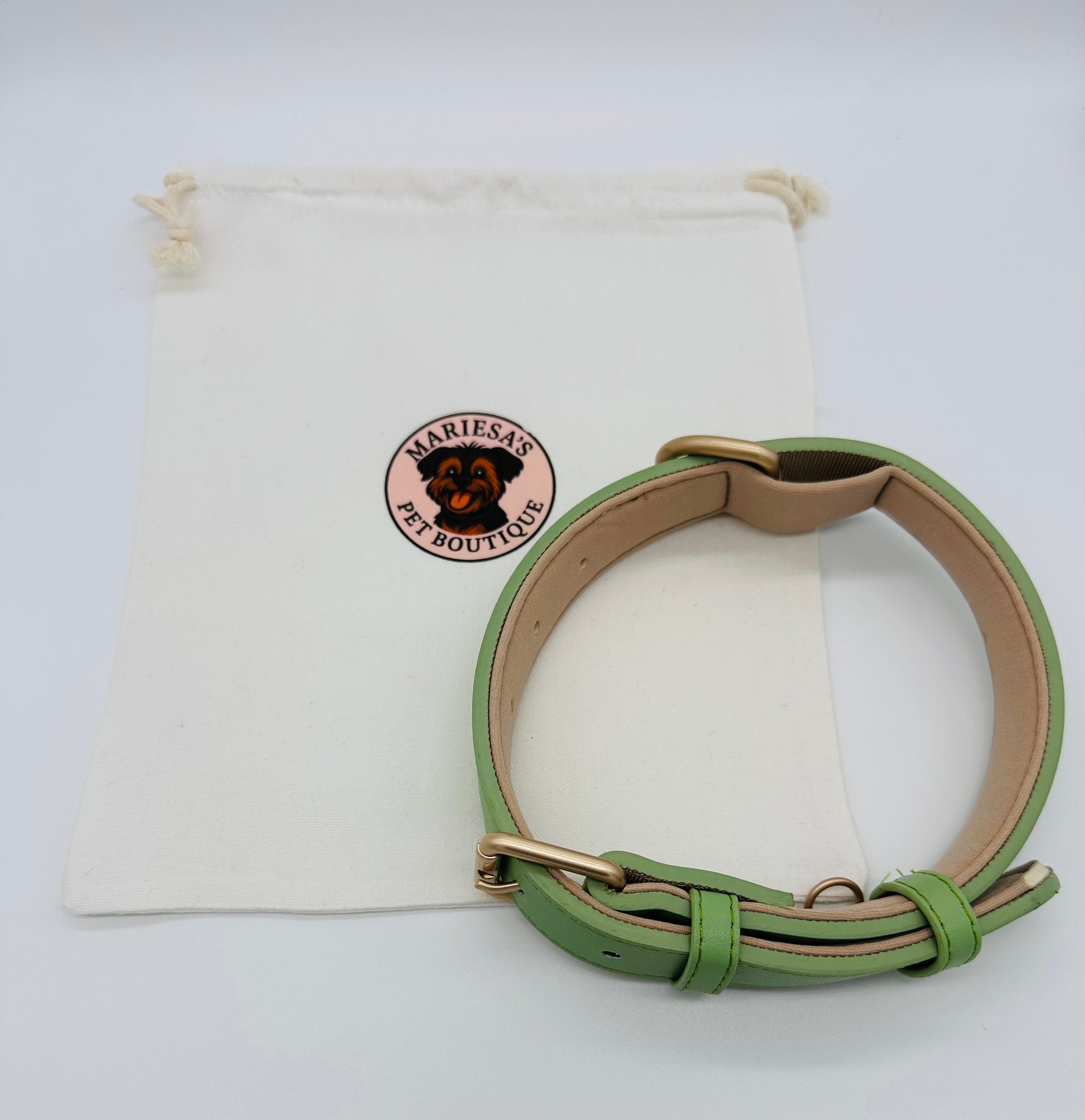 Dog Leather Collar with storage bag