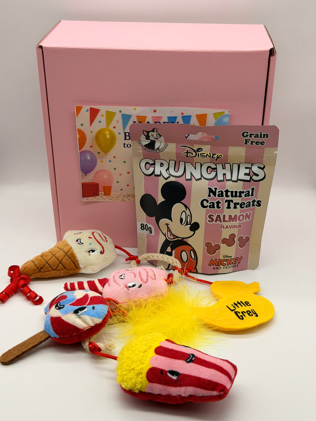 Personalised Cat Birthday Gift Box – Toys, Treats, Party Hat (Salmon/Chicken)