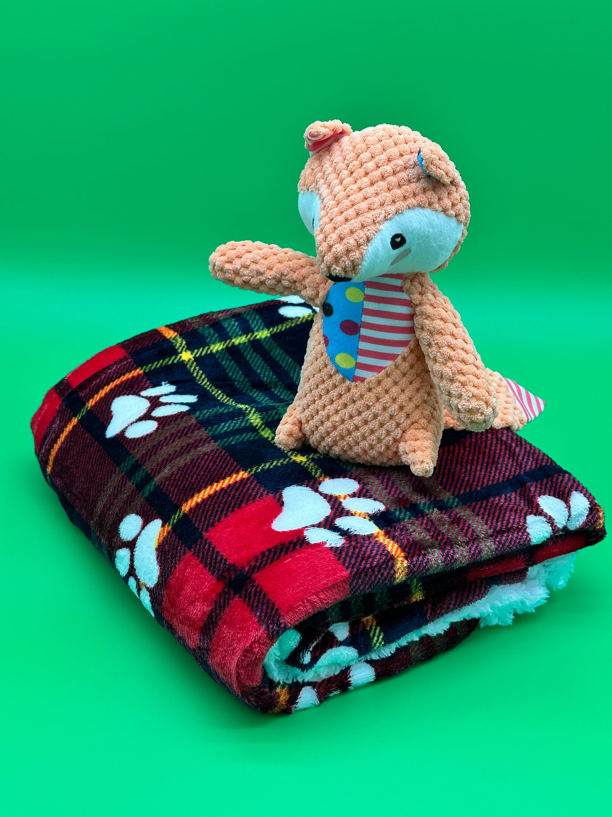 Dog Christmas gift set with warm blanket, soft toy and treats